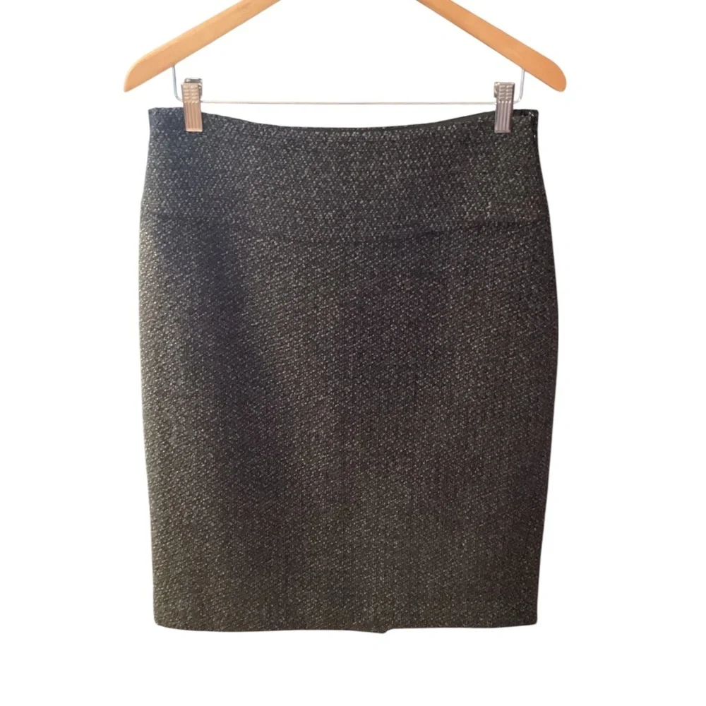 Cassis Green Wool Blend Skirt, Flecked patterned, size 8. - Picture 2 of 9
